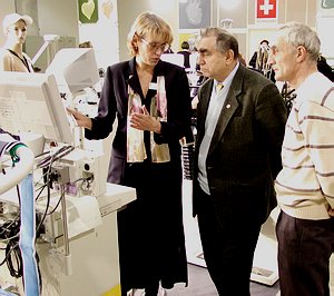 На выставке Здравоохранение-2002 компания SCHILLER AG представила хорошо известные специалистам приборы и ряд новых разработок - Специальный репортаж РМС-Экспо